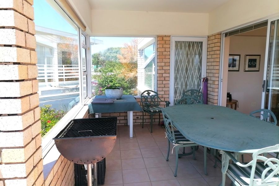 2 Bedroom Property for Sale in Stilbaai Wes Western Cape